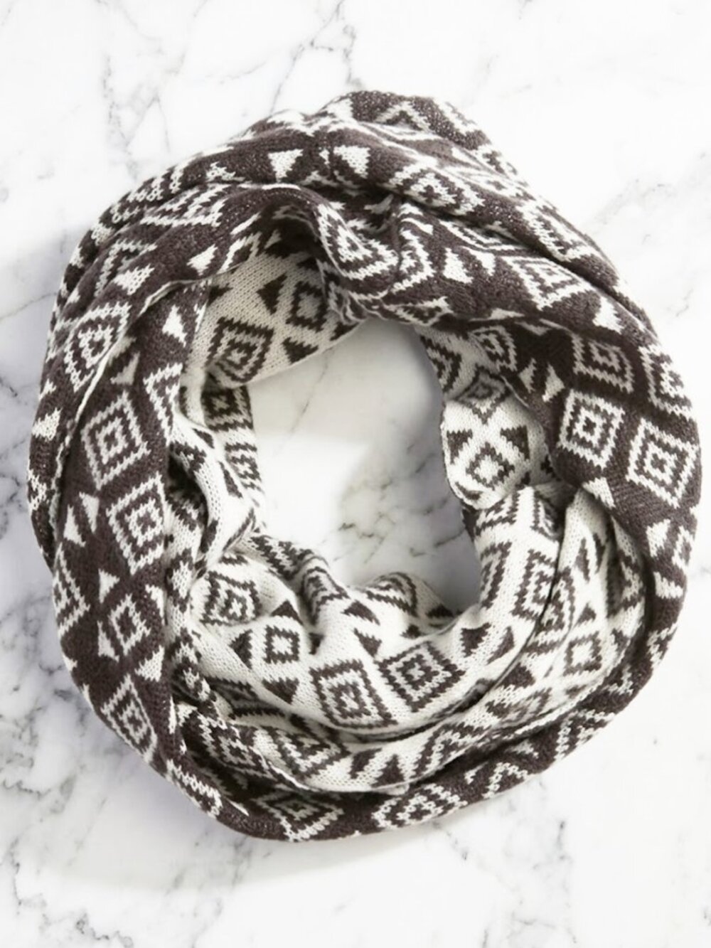 Ladies Brown Diamond Print Winter Scarf